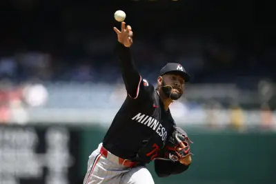 Twins send struggling starting pitcher Simeon Woods Richardson to Triple-A