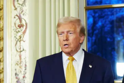 "I am the shopkeeper": Trump compares US to "beautiful store" while dodging question about tariffs