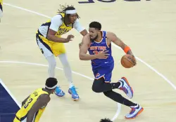 Knicks’ comeback magic strikes again with 20-point Game 3 rally to get back in series with Pacers
