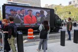 Luigi Mangione doesn’t need shackles or bulletproof vest in NY state court, lawyers say