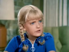 ‘Brady Bunch’ star Susan Olsen’s hair fell out after bleaching it blonde every 3 weeks for hit show